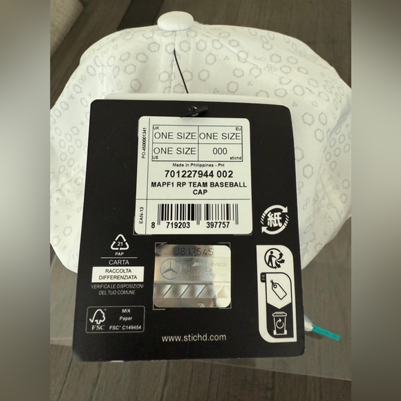 Mercedes Benz AMG Petronas Team Baseball Cap - Picture 5 of 5